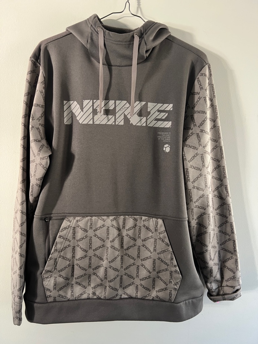 Nike Gray Graphic Pullover Hoodie with Patterned Sleeves